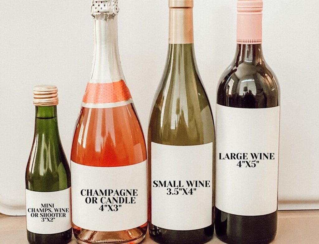 Label size guide on four bottles: mini bottle 3x2, champagne or candle 4x3, small wine and large wine 4x5